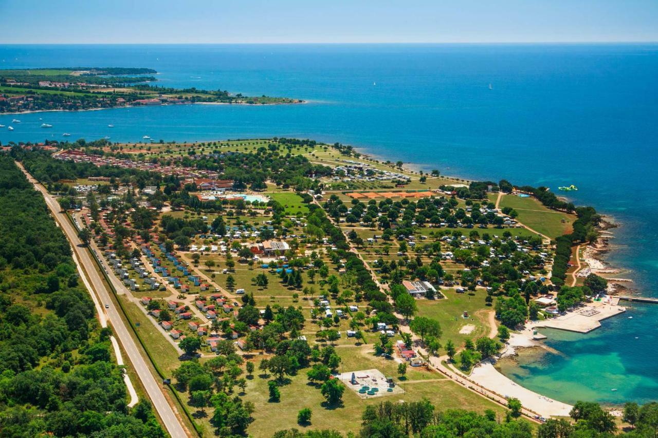 Happy Camp Mobile Homes In Camping Park Umag Каригадор Экстерьер фото